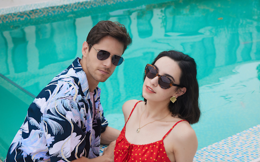 Couple by the pool from Chrome web store to be run with OffiDocs Chromium online Couple by the pool from Chrome web store to be run with OffiDocs Chromium online