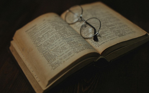 Glasses and old books from Chrome web store to be run with OffiDocs Chromium online Glasses and old books from Chrome web store to be run with OffiDocs Chromium online