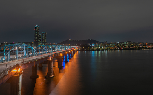 Illuminated Bridges Over the Han River at Night from Chrome web store to be run with OffiDocs Chromium online Illuminated Bridges Over the Han River at Night from Chrome web store to be run with OffiDocs Chromium online
