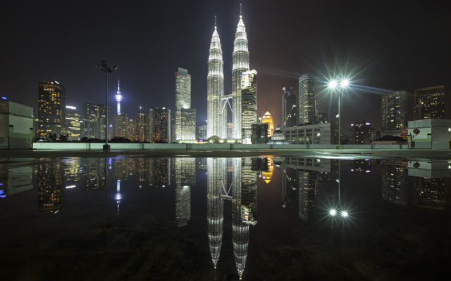 Petronas Twin Tower Theme Night from Chrome web store to be run with OffiDocs Chromium online Petronas Twin Tower Theme Night from Chrome web store to be run with OffiDocs Chromium online