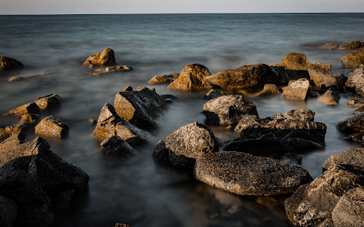 Stone beach on the sea from Chrome web store to be run with OffiDocs Chromium online Stone beach on the sea from Chrome web store to be run with OffiDocs Chromium online