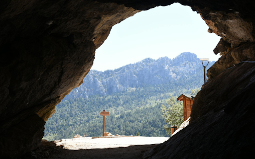 Stone Cave from Chrome web store to be run with OffiDocs Chromium online Stone Cave from Chrome web store to be run with OffiDocs Chromium online