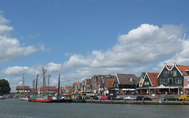 Volendam from Chrome web store to be run with OffiDocs Chromium online Volendam from Chrome web store to be run with OffiDocs Chromium online