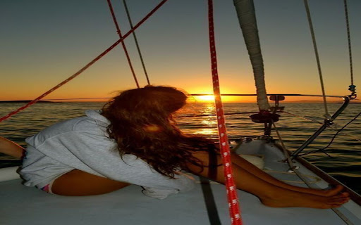 wallpaper girl and yacht at sea from Chrome web store to be run with OffiDocs Chromium online wallpaper girl and yacht at sea from Chrome web store to be run with OffiDocs Chromium online